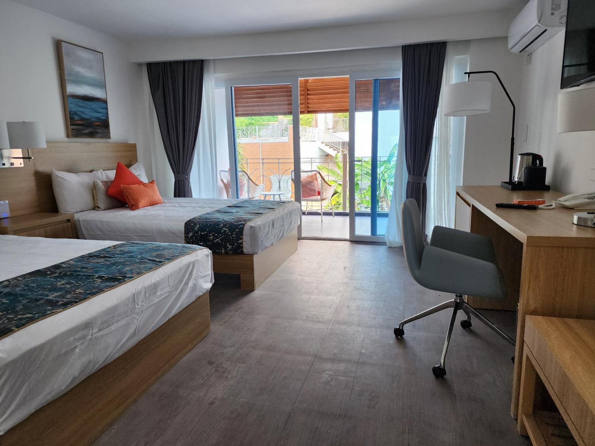 Hotel 39 Jamaica Montego Bay Zewnętrze zdjęcie